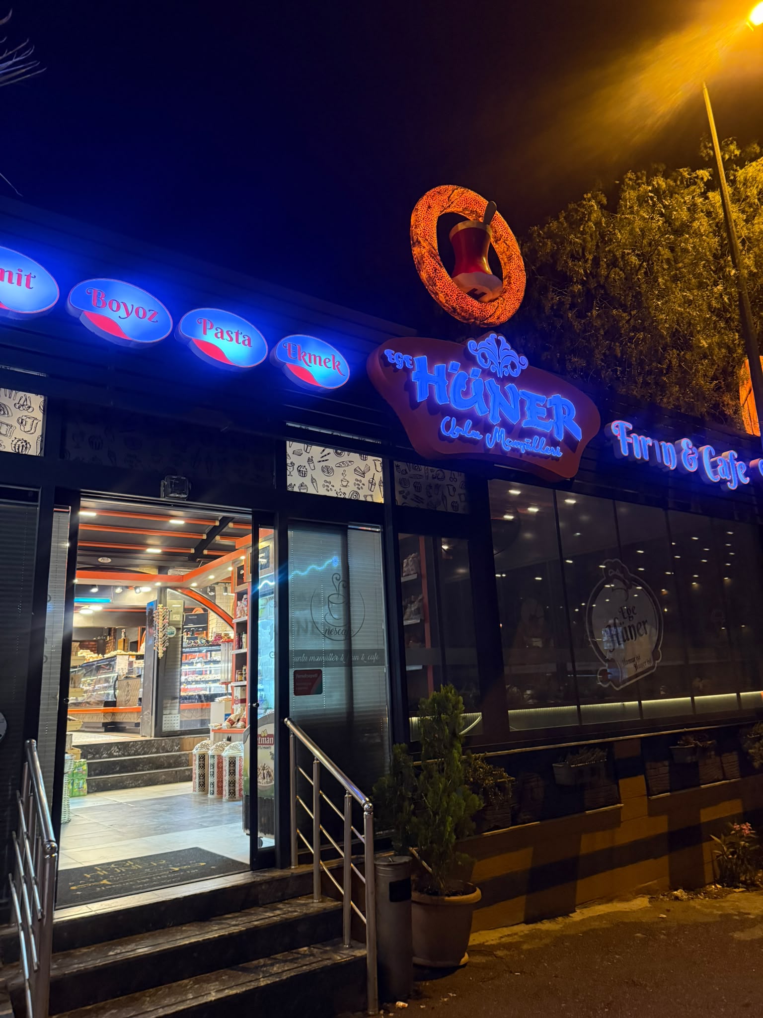 Ege Hüner Unlu Mamülleri Şarküteri